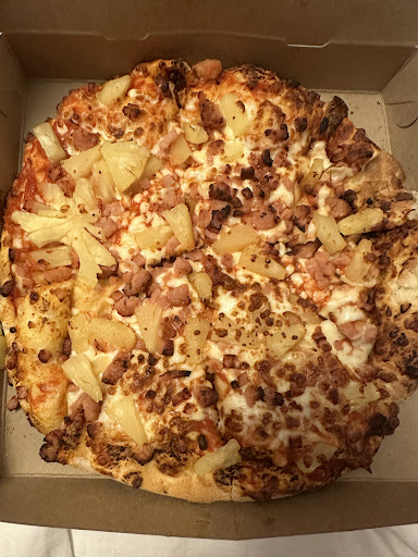 Photo of Crust N Cream Pizza & Icecream - 350 Scott St, St. Catharines, ON L2N 6T4